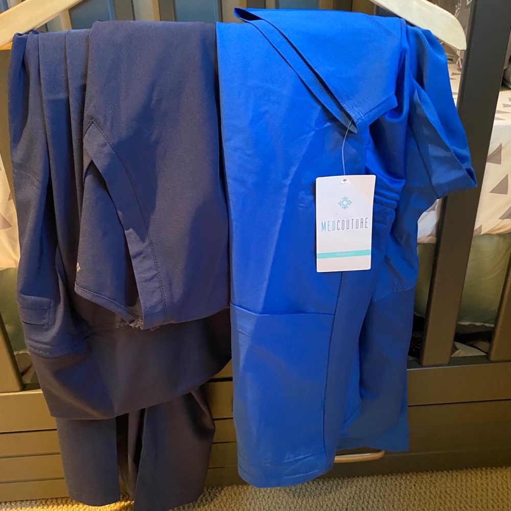 Maternity scrubs - brand new!